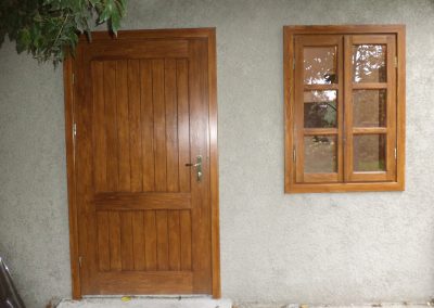 Drzwi i okno sosnowe